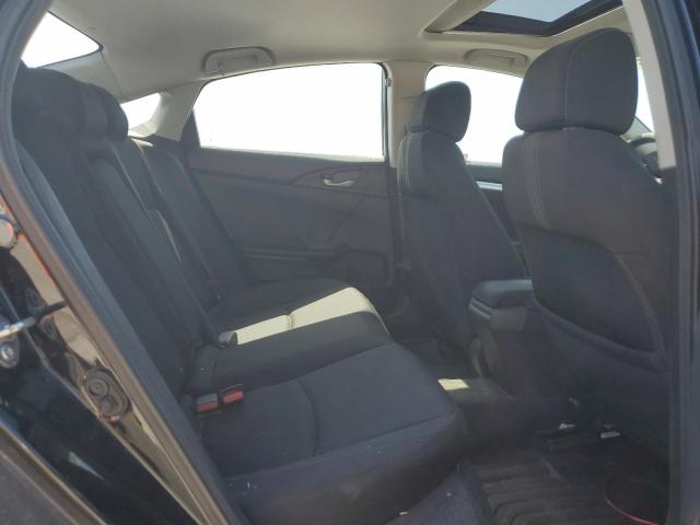 Photo 10 from auction – 2018 HONDA CIVIC EX with VIN 19XFC2F75JE001879