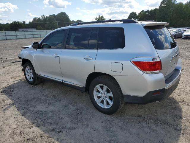 Photo 2 from auction – 2013 TOYOTA HIGHLANDER with VIN 5TDBK3EH3DS230184