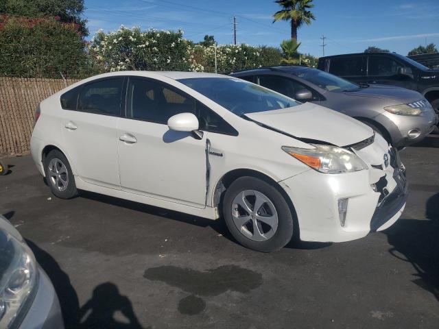 Photo 4 from auction – 2013 TOYOTA PRIUS with VIN JTDKN3DU7D5591073