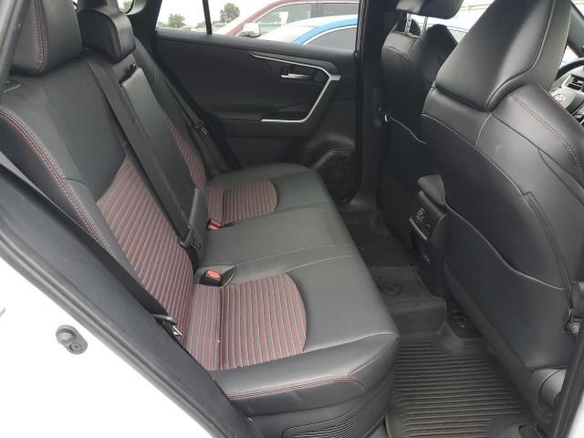Photo 11 from auction – 2023 TOYOTA RAV4 PRIME with VIN JTMEB3FV8PD119017