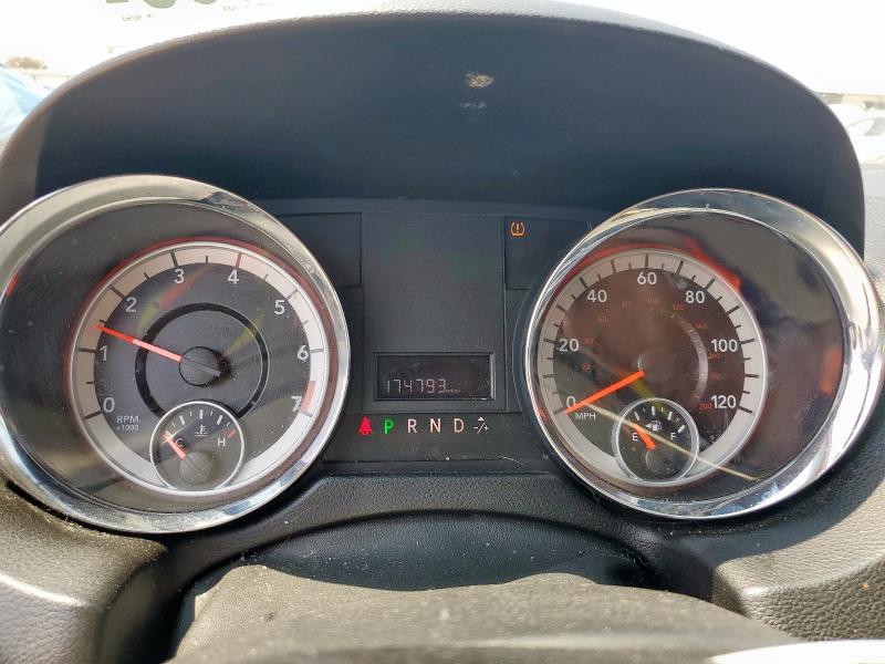 Photo 9 from auction – 2011 DODGE GRAND CARA with VIN 2D4RN3DG6BR602964