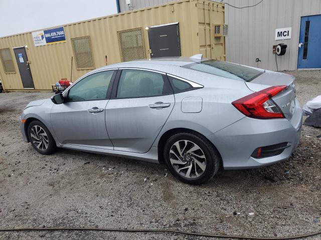 Zdjęcie 2 z aukcji – 2017 HONDA CIVIC EX z VIN 19XFC2F79HE033714