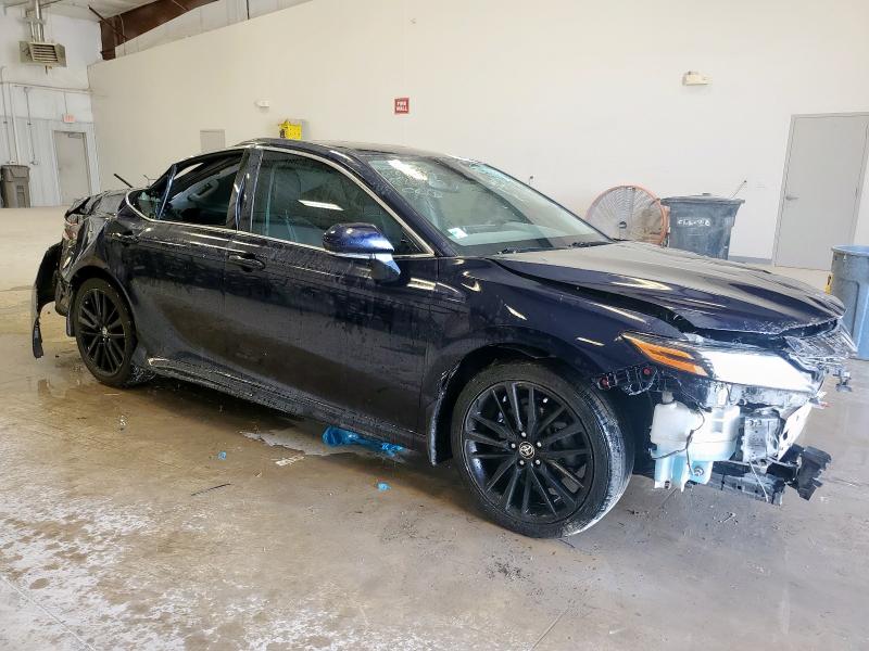 Photo 4 from auction – 2022 TOYOTA CAMRY XSE with VIN 4T1K61AK2NU076702
