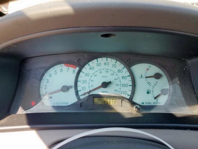 Photo 9 from auction – 2004 TOYOTA COROLLA CE with VIN JTDBR32EX42017729