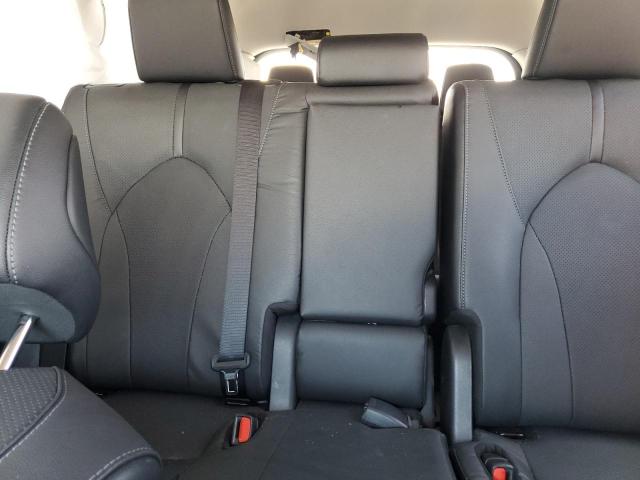 Photo 10 from auction – 2024 TOYOTA GRAND HIGH with VIN 5TDAAAB54RS059644