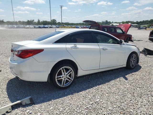 Photo 3 from auction – 2011 HYUNDAI SONATA SE with VIN 5NPEC4AC0BH242998