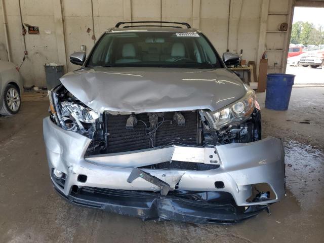 Photo 5 from auction – 2015 TOYOTA HIGHLANDER with VIN 5TDKKRFH6FS075621