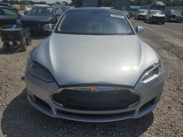 Photo 5 from auction – 2014 TESLA MODEL S with VIN 5YJSA1S19EFP38762