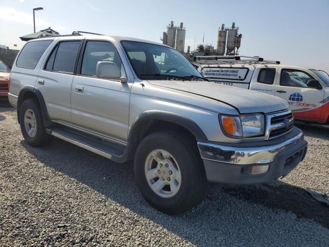 Photo 4 from auction – 2000 TOYOTA 4RUNNER SR with VIN JT3GN86R7Y0169629