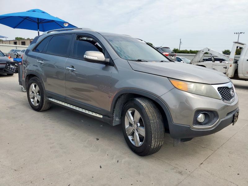 Photo 4 from auction – 2012 KIA SORENTO EX with VIN 5XYKU4A64CG227598
