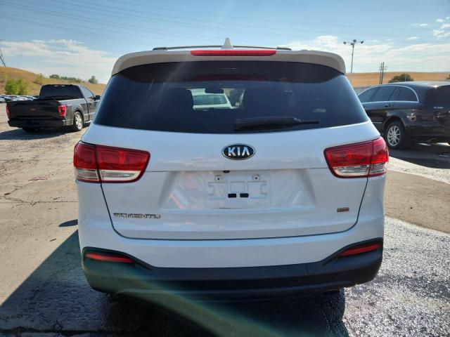 Photo 6 from auction – 2016 KIA SORENTO LX with VIN 5XYPG4A36GG050187