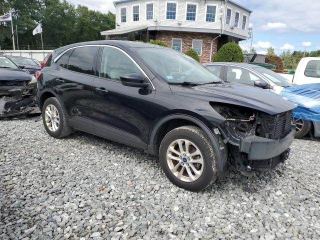 Photo 4 from auction – 2020 FORD ESCAPE SE with VIN 1FMCU9G69LUC74953