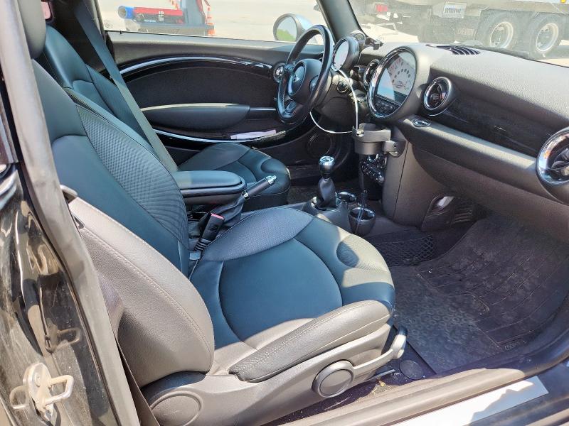 Photo 10 from auction – 2012 MINI COOPER S with VIN WMWSV3C55CTY26426