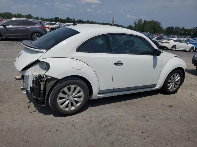 Photo 3 from auction – 2018 VOLKSWAGEN BEETLE S with VIN 3VWFD7AT4JM717058