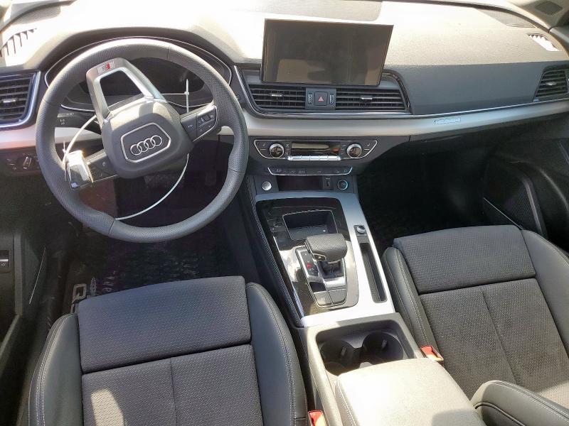 Photo 8 from auction – 2024 AUDI Q5 E PREMIUM PLUS 55 with VIN WA1E2AFY6R2104636