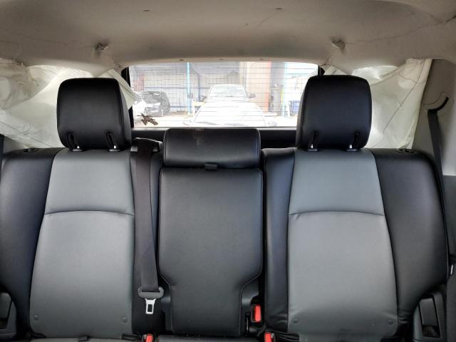 Photo 10 from auction – 2018 TOYOTA 4RUNNER SR with VIN JTEBU5JR9J5557366