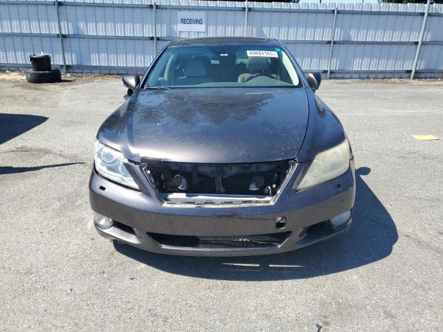 Photo 5 from auction – 2010 LEXUS LS 460 with VIN JTHCL5EF9A5007420