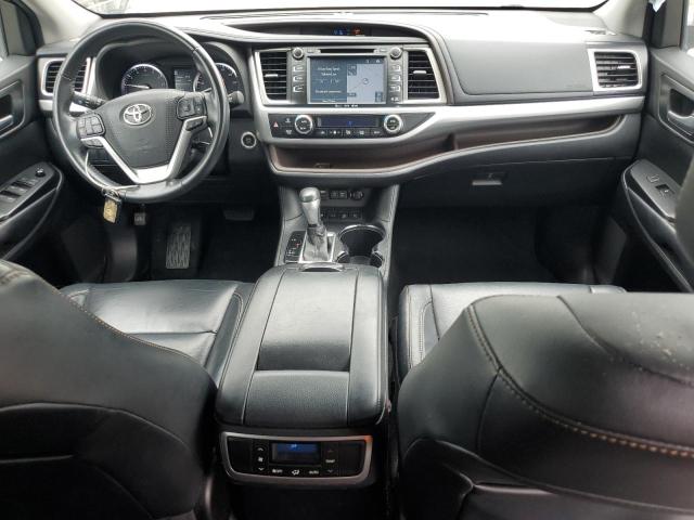 Photo 8 from auction – 2018 TOYOTA HIGHLANDER with VIN 5TDJZRFH4JS523886