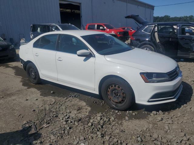 Photo 4 from auction – 2017 VOLKSWAGEN JETTA S with VIN 3VW2B7AJ1HM285011