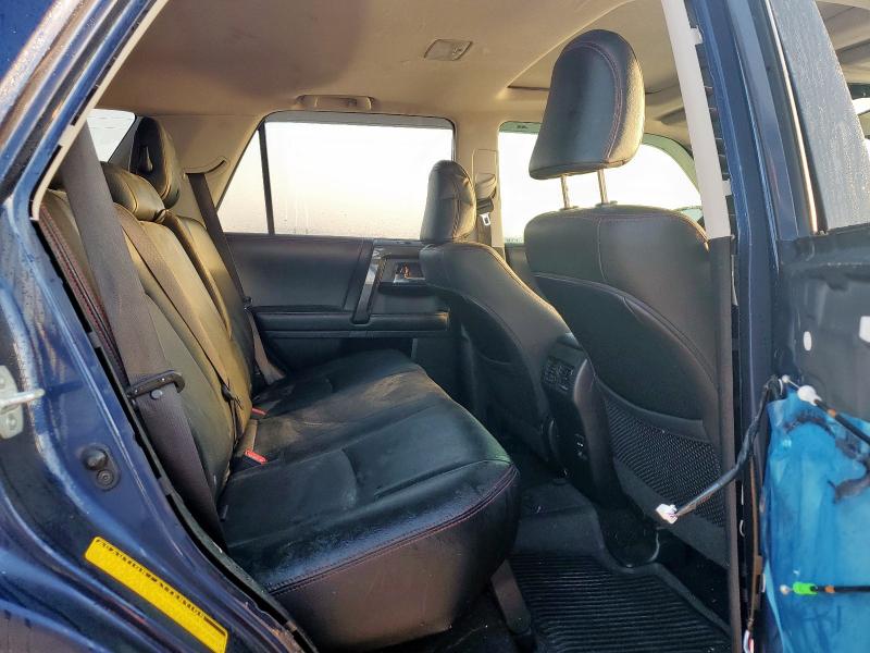 Photo 11 from auction – 2019 TOYOTA 4RUNNER SR with VIN JTEBU5JRXK5733830