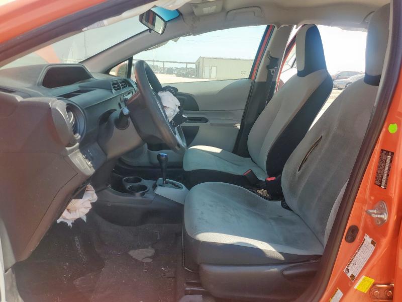 Photo 7 from auction – 2012 TOYOTA PRIUS C with VIN JTDKDTB33C1019310