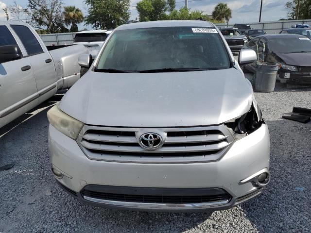 Photo 5 from auction – 2011 TOYOTA HIGHLANDER with VIN 5TDZK3EH2BS046298
