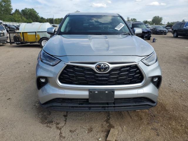 Photo 5 from auction – 2021 TOYOTA HIGHLANDER with VIN 5TDBZRBH4MS558815