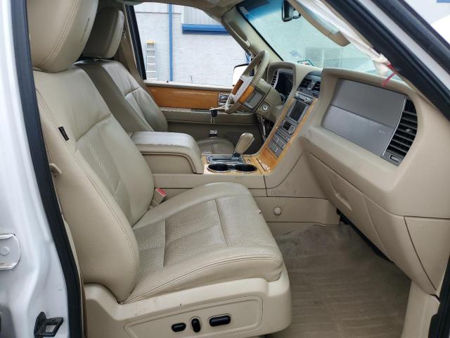Photo 7 from auction – 2010 LINCOLN NAVIGATOR with VIN 5LMJJ2J57AEJ06711