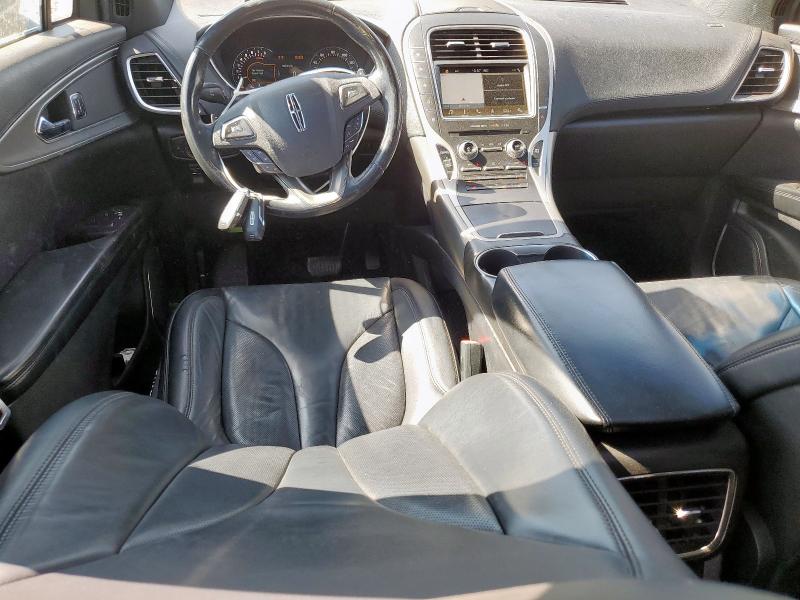 Photo 8 from auction – 2017 LINCOLN MKX SELECT with VIN 2LMPJ6KR9HBL37576