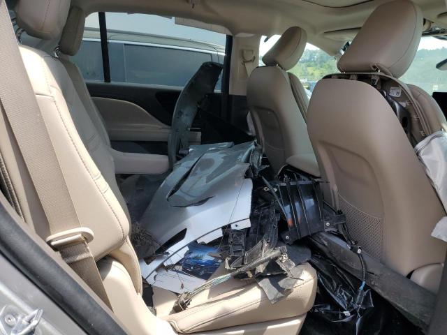 Photo 11 from auction – 2023 LINCOLN AVIATOR with VIN 5LM5J6XC6PGL03123