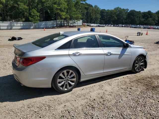 Photo 3 from auction – 2013 HYUNDAI SONATA SE with VIN 5NPEC4AC7DH556263