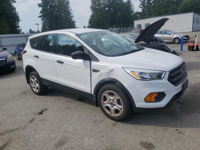 Photo 4 from auction – 2017 FORD ESCAPE S with VIN 1FMCU0F70HUA95245