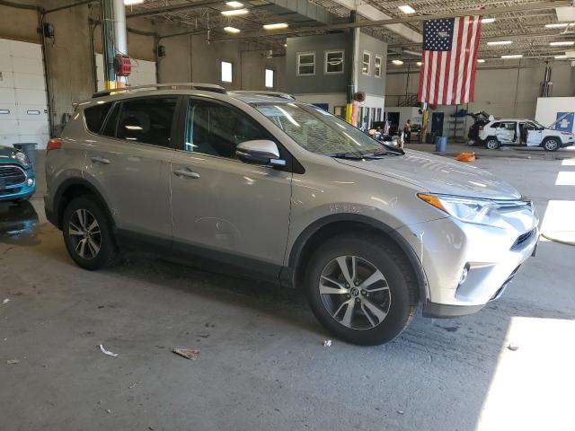 Photo 4 from auction – 2018 TOYOTA RAV4 LE with VIN 2T3WFREV1JW491466