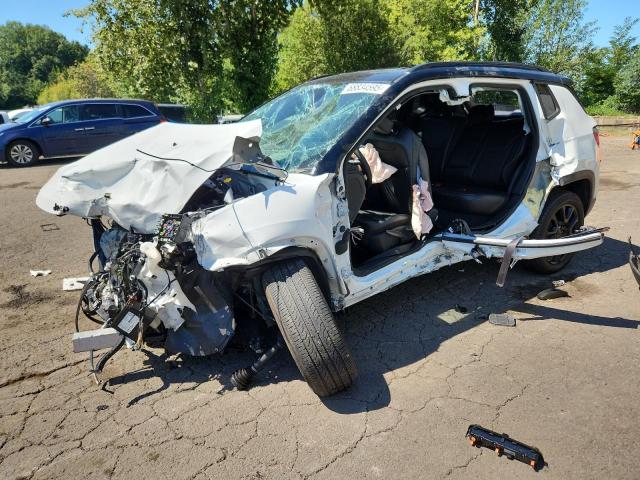 JEEP COMPASS LATITUDE 2022 with VIN 3C4NJDBB1NT194489 - Photo from auction