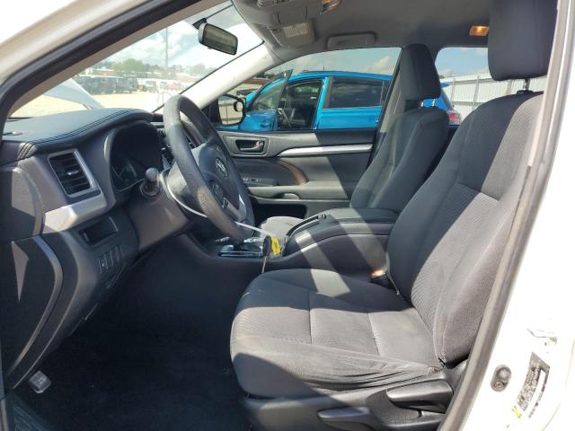 Photo 7 from auction – 2015 TOYOTA HIGHLANDER with VIN 5TDBKRFH9FS113424