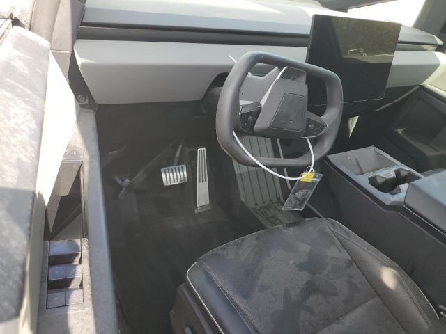 Photo 8 from auction – 2024 TESLA CYBERTRUCK with VIN 7G2CEHED2RA050366