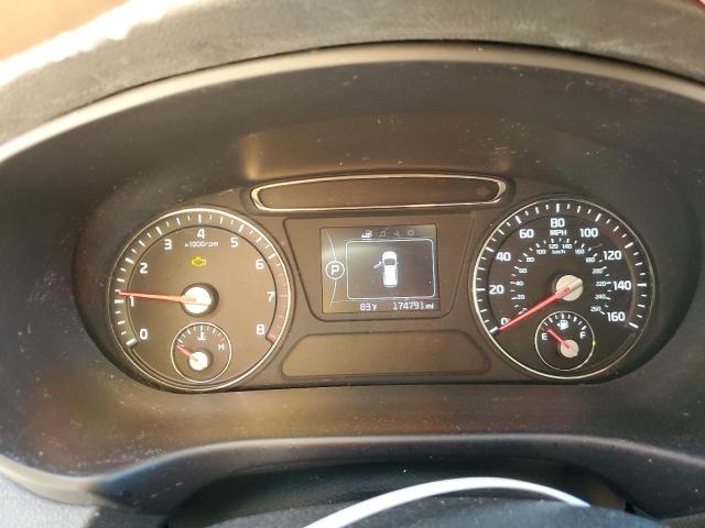 Photo 9 from auction – 2016 KIA SORENTO LX with VIN 5XYPG4A30GG106141