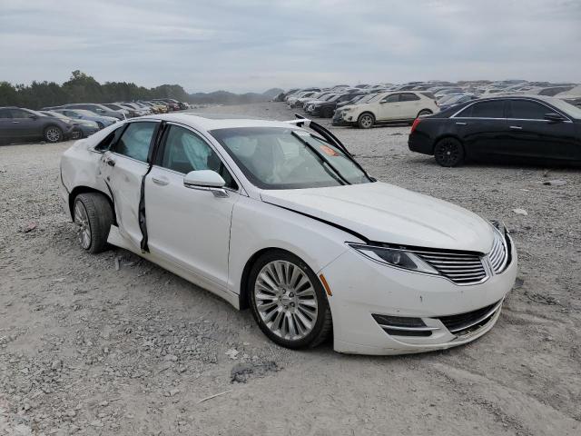 Photo 4 from auction – 2016 LINCOLN MKZ with VIN 3LN6L2G95GR622357