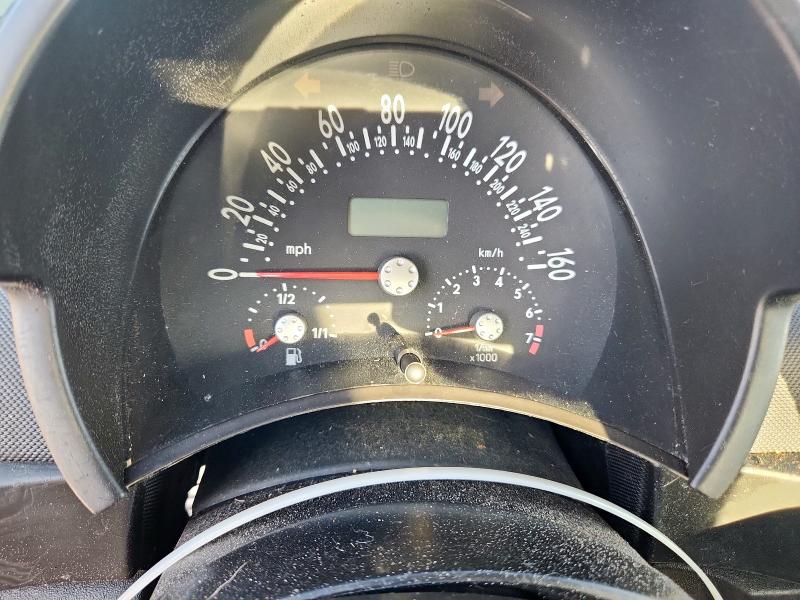 Photo 9 from auction – 2002 VOLKSWAGEN NEW BEETLE with VIN 3VWFE21C72M430637
