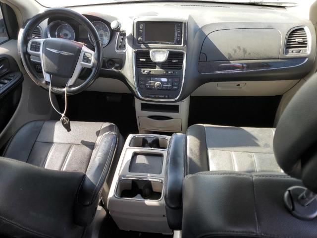 Photo 8 from auction – 2015 CHRYSLER TOWN & COU with VIN 2C4RC1BG7FR727746