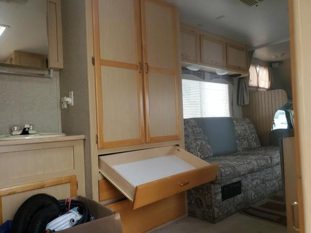 Photo 6 from auction – 2004 FORD ECONOLINE E350 SUPER with VIN 1FDWE35S43HB14575