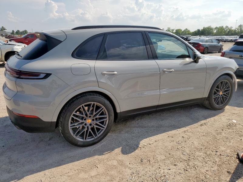 Photo 3 from auction – 2024 PORSCHE CAYENNE with VIN WP1AA2AY9RDA12427