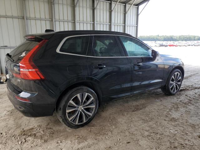 Photo 3 from auction – 2022 VOLVO XC60 B5 MO with VIN YV4L12DK8N1079532