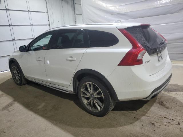 Photo 2 from auction – 2017 VOLVO V60 CROSS with VIN YV440MWK8H1037995