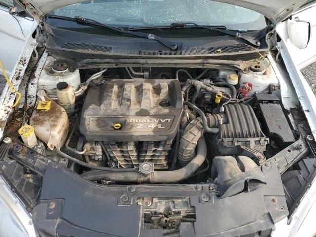 Photo 11 from auction – 2013 CHRYSLER 200 LX with VIN 1C3CCBAB8DN667489