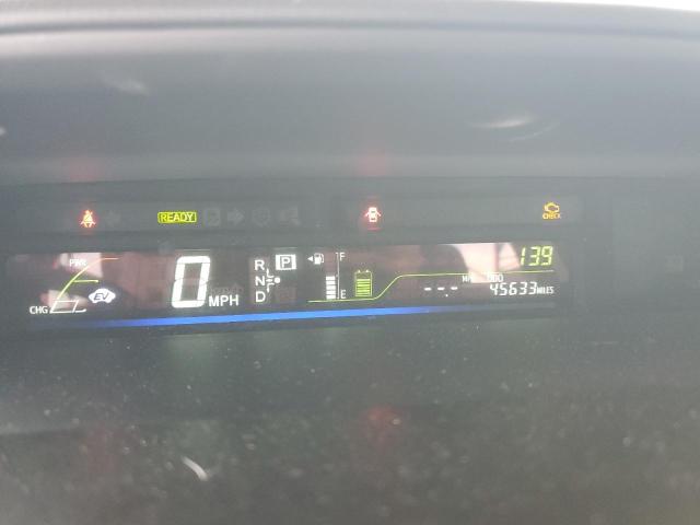 Photo 9 from auction – 2013 TOYOTA PRIUS V with VIN JTDZN3EU2D3209170