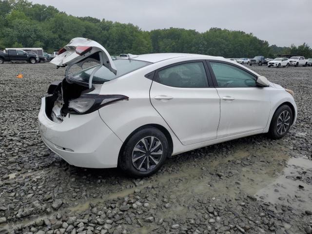 Photo 3 from auction – 2016 HYUNDAI ELANTRA SE with VIN 5NPDH4AE9GH700706