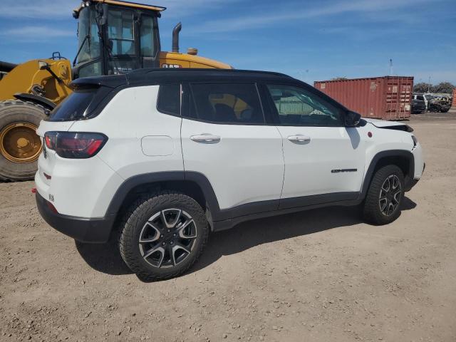 Photo 3 from auction – 2024 JEEP COMPASS TR with VIN 3C4NJDDN4RT166151