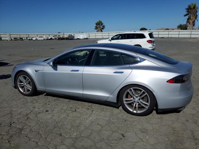 Photo 2 from auction – 2013 TESLA MODEL S with VIN 5YJSA1CN3DFP13484