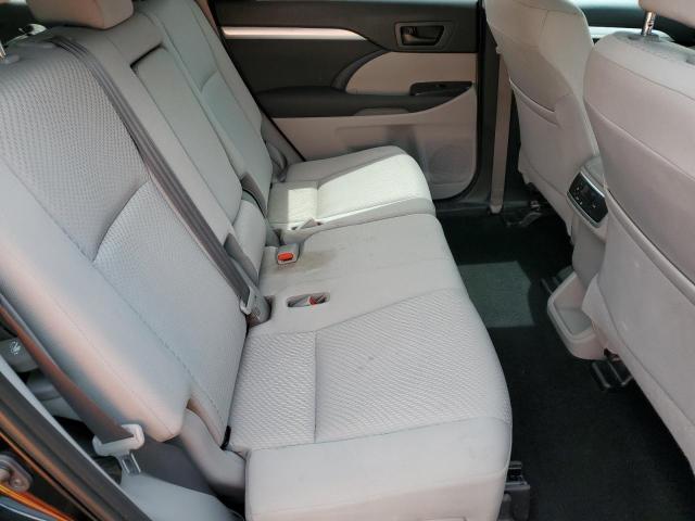 Photo 11 from auction – 2019 TOYOTA HIGHLANDER LE with VIN 5TDBZRFH0KS960533